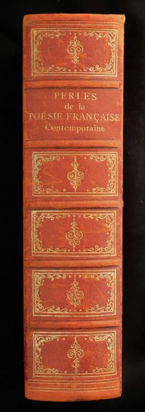 E. E. B. Lacomblé - Perles de la Poésie Française contemporaine 7me édition revue et considérablement augmentée par E.-E.-B. La Comblé van Holkema & Warendorf Amsterdam J. Lebègue & Cie Bruxelles Librairie F. Rouge Lausanne Nils Pehrsson Leipzig